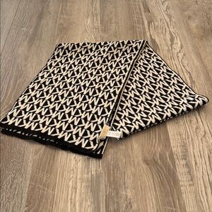 Michael Kors Black and White Patterned Scarf